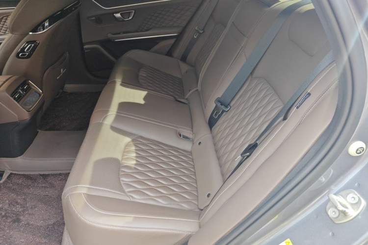 Used BYD Han 2023 DM-i Champion Edition 121KM Prestige Model Left Rear Seat