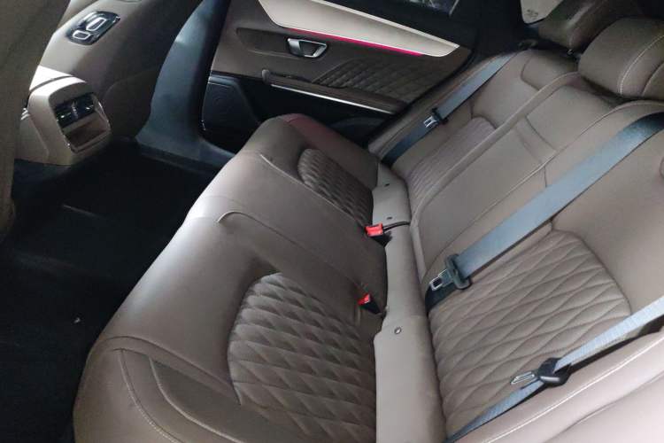 Used BYD Han 2023 DM-i Champion Edition 121KM Prestige Model Left Rear Seat