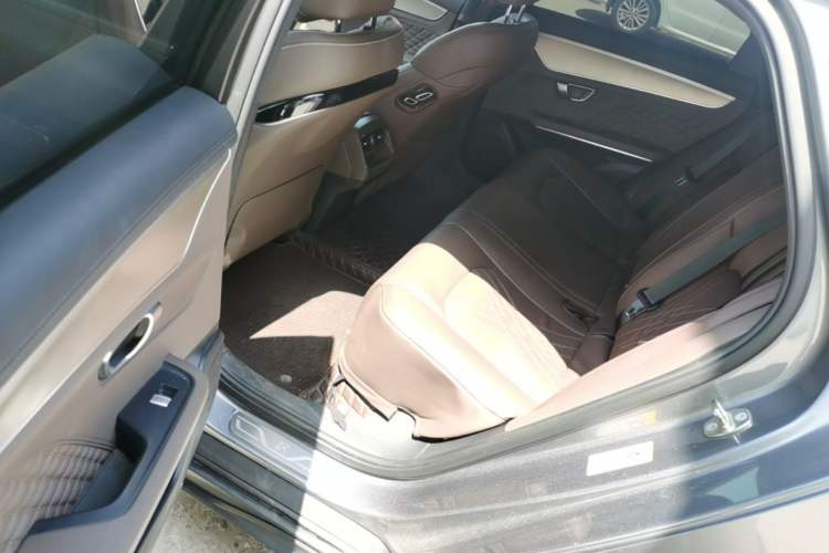 Used BYD Han 2023 DM-i Champion Edition 121KM Prestige Model Left Rear Seat