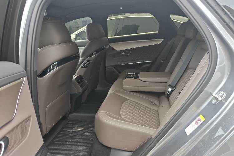 Used BYD Han 2023 EV Champion Edition 605KM Front-Drive Premium Model Left Rear Seat