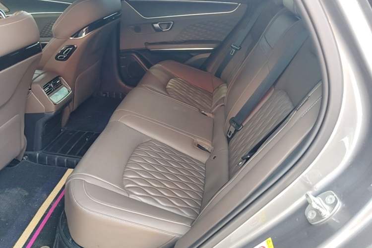 Used BYD Han 2023 DM-i Champion Edition 200KM Flagship Model Left Rear Seat