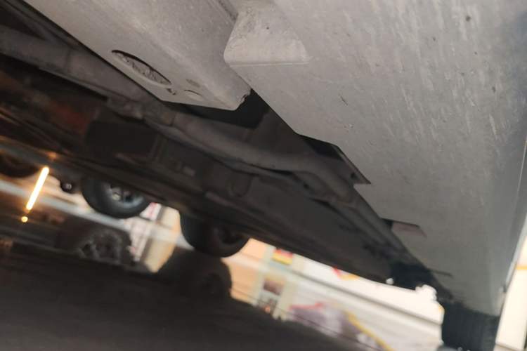 Used BYD Han 2023 DM-i Champion Edition 121KM Prestige Model Left Side Sill