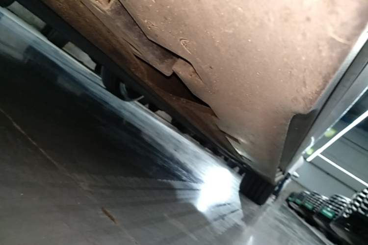 Used BYD Han 2023 EV Champion Edition 506KM Front-Wheel-Drive Premium Model Left Side Sill