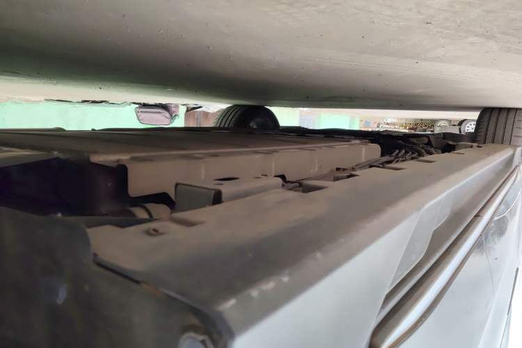 Used BYD Han 2023 DM-i Champion Edition 121KM Prestige Model Left Side Sill