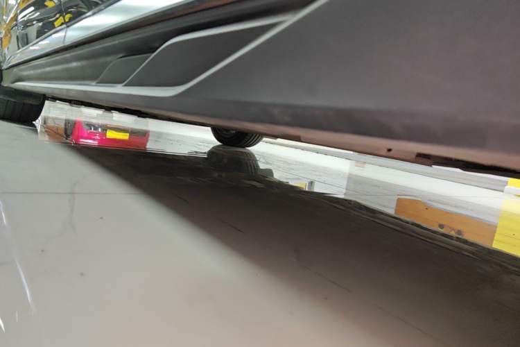 Used BYD Han 2023 DM-i Champion Edition 121KM Prestige Model Left Side Sill