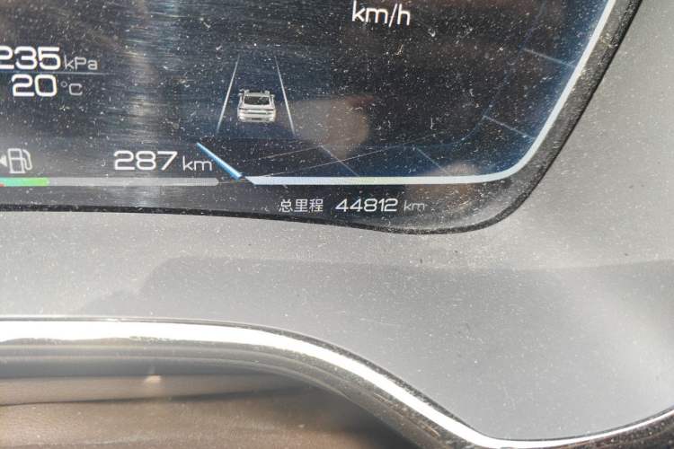 Used BYD Han 2023 DM-i Champion Edition 121KM Prestige Model Odometer Close Up
