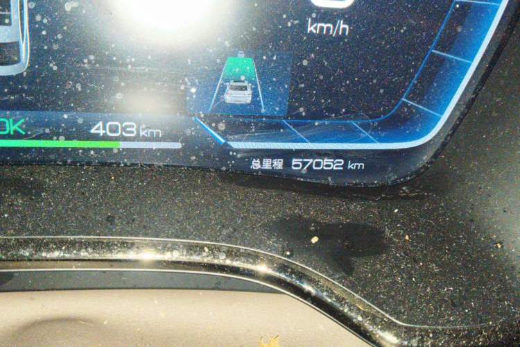 Used BYD Han 2023 EV Champion Edition 506KM Front-Wheel-Drive Premium Model Odometer Close Up