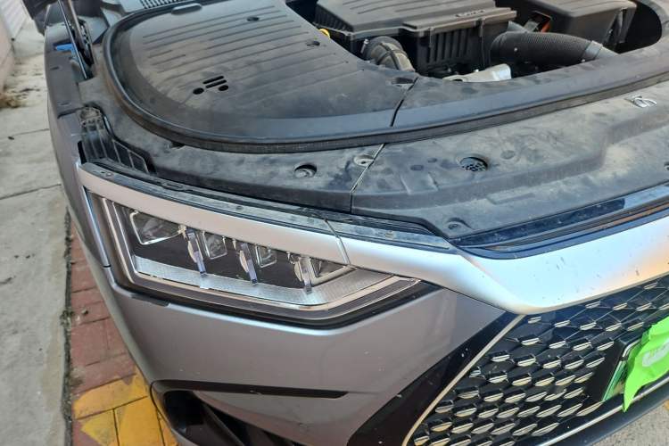 Used BYD Han 2023 DM-i Champion Edition 121KM Prestige Model Right Front Headlight