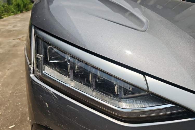Used BYD Han 2023 DM-i Champion Edition 121KM Prestige Model Right Front Headlight