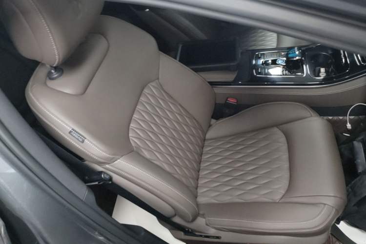 Used BYD Han 2023 EV Champion Edition 506KM Front-Wheel-Drive Premium Model Right Front Seat