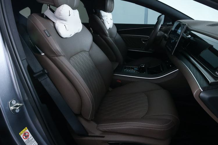 Used BYD Han 2023 DM-i Champion Edition 200KM Flagship Model Right Front Seat