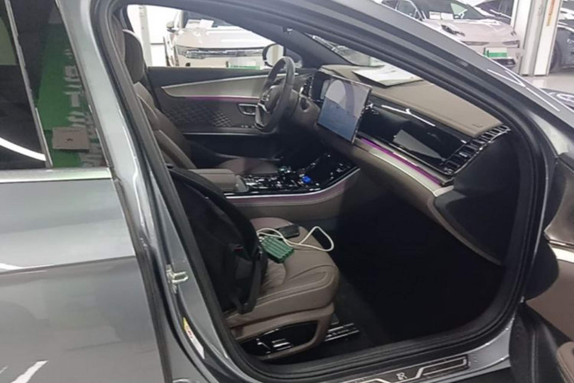 Used BYD Han 2023 EV Champion Edition 605KM Front-Drive Premium Model Right Front Seat