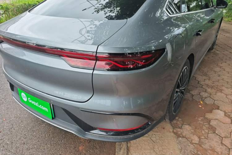 Used BYD Han 2023 EV Champion Edition 506KM Front-Wheel-Drive Premium Model Right Rear Taillight