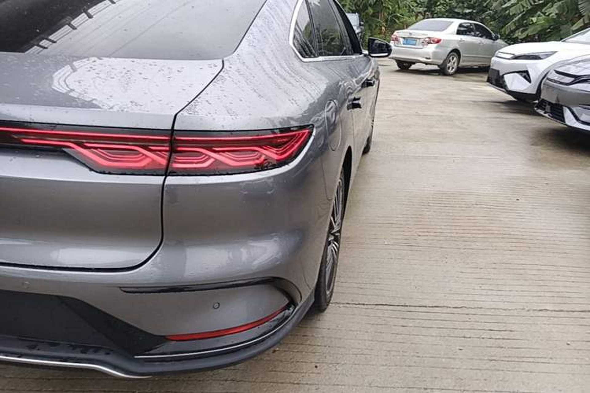 Used BYD Han 2023 EV Champion Edition 506KM Front-Wheel-Drive Premium Model Right Rear Taillight