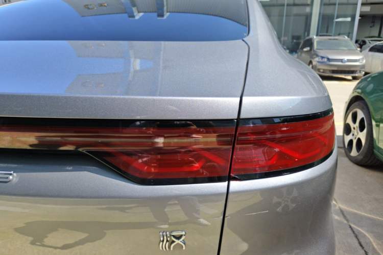 Used BYD Han 2023 DM-i Champion Edition 121KM Prestige Model Right Rear Taillight