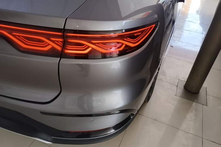 Used BYD Han 2023 EV Champion Edition 506KM Front-Wheel-Drive Premium Model Right Rear Taillight
