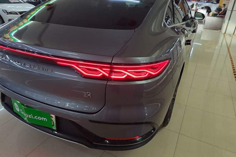 Used BYD Han 2023 DM-i Champion Edition 121KM Prestige Model Right Rear Taillight