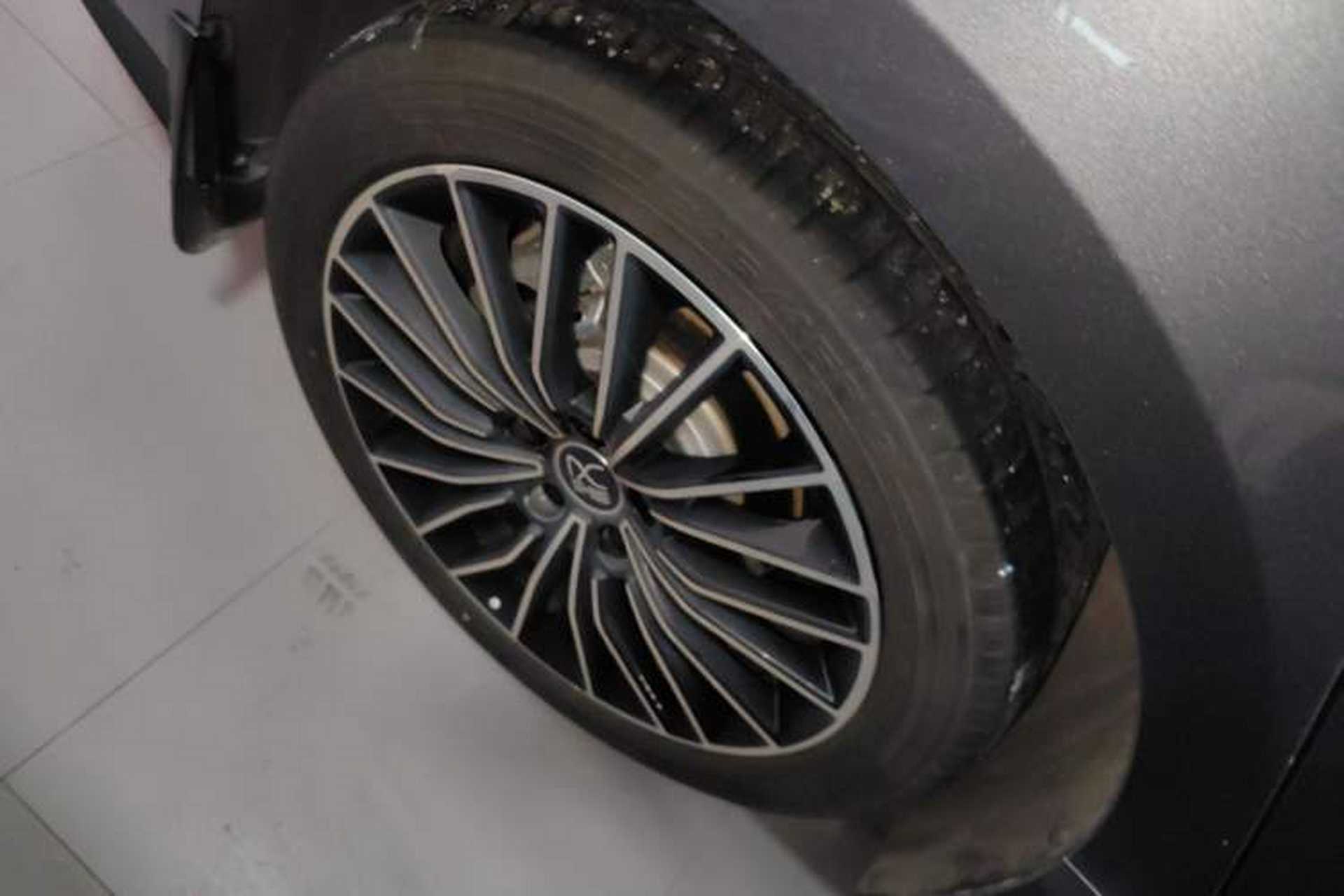 Used BYD Han 2023 EV Champion Edition 506KM Front-Wheel-Drive Premium Model Right Rear Wheel Hub