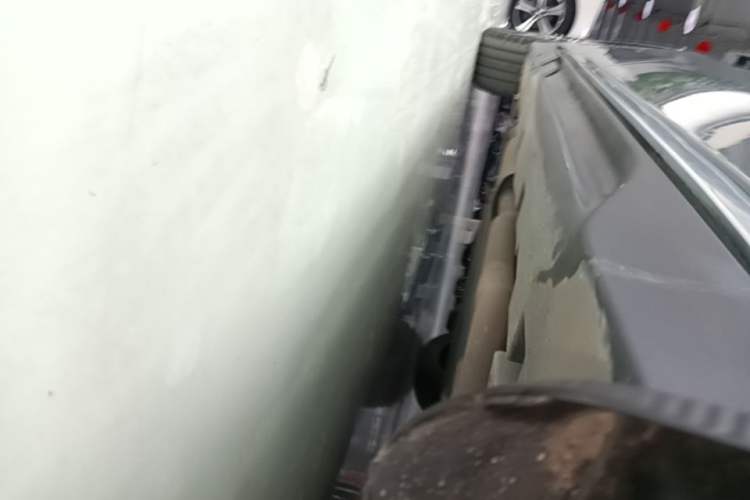 Used BYD Han 2023 DM-i Champion Edition 121KM Prestige Model Right Side Sill