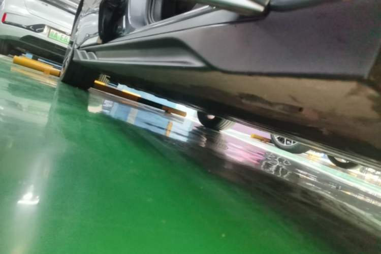 Used BYD Han 2023 EV Champion Edition 605KM Front-Drive Premium Model Right Side Sill