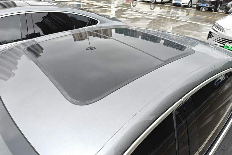 Used BYD Han 2023 EV Champion Edition 605KM Front-Drive Premium Model Roof