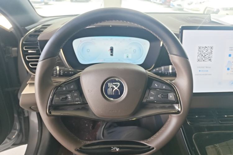 Used BYD Han 2023 EV Champion Edition 605KM Front-Drive Premium Model Steering Wheel