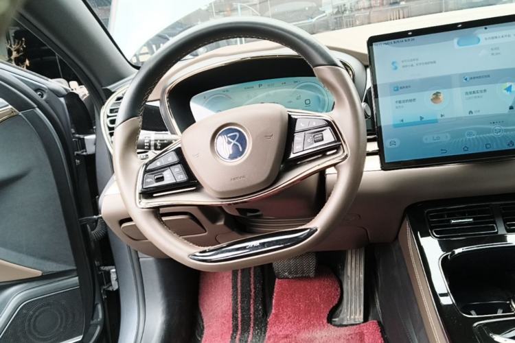 Used BYD Han 2023 EV Champion Edition 506KM Front-Wheel-Drive Premium Model Steering Wheel