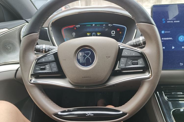Used BYD Han 2023 EV Champion Edition 605KM Front-Drive Premium Model Steering Wheel