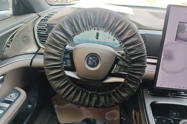 Used BYD Han 2023 DM-i Champion Edition 121KM Prestige Model Steering Wheel