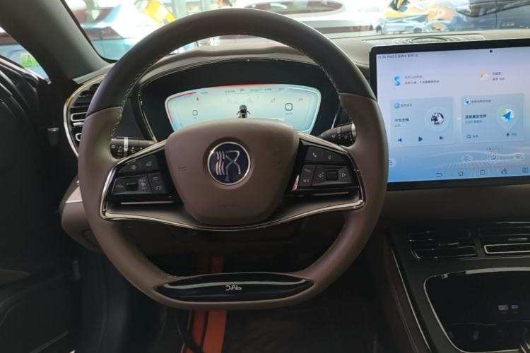 Used BYD Han 2023 EV Champion Edition 506KM Front-Wheel-Drive Premium Model Steering Wheel