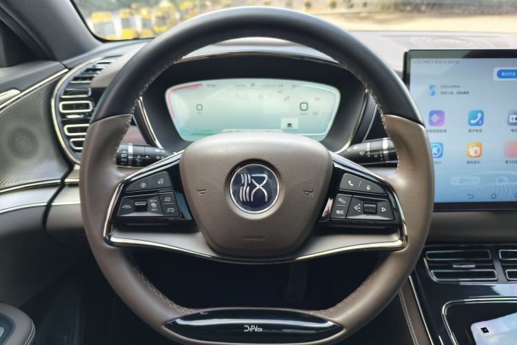 Used BYD Han 2023 EV Champion Edition 506KM Front-Wheel-Drive Premium Model Steering Wheel