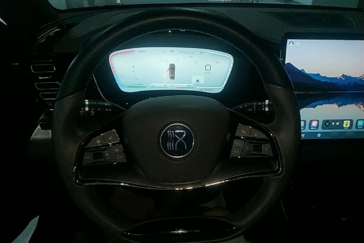 Used BYD Han 2023 DM-i Champion Edition 121KM Prestige Model Steering Wheel