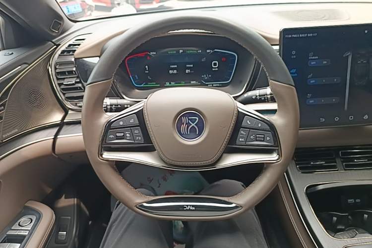 Used BYD Han 2023 EV Champion Edition 715 km Front-Drive Flagship Model Steering Wheel