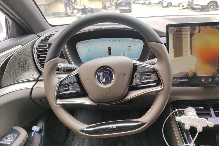 Used BYD Han 2023 EV Champion Edition 605KM Front-Drive Premium Model Steering Wheel