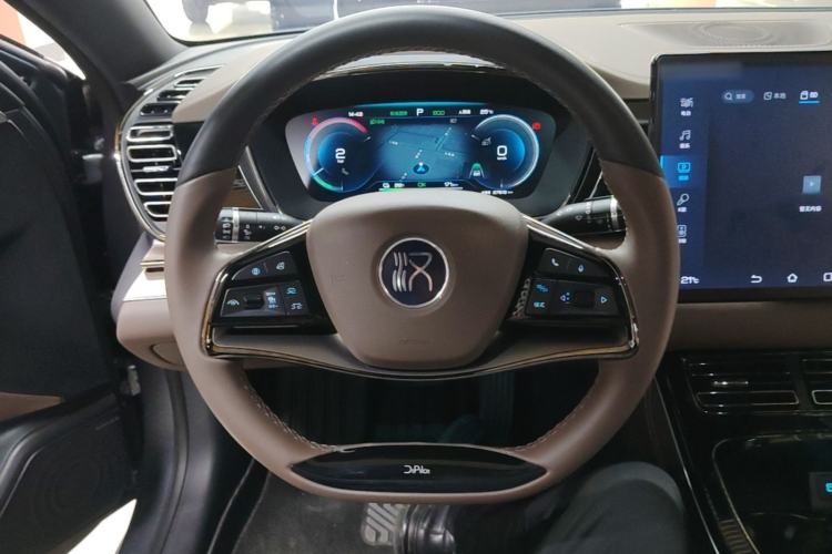 Used BYD Han 2023 EV Champion Edition 605KM Front-Drive Premium Model Steering Wheel