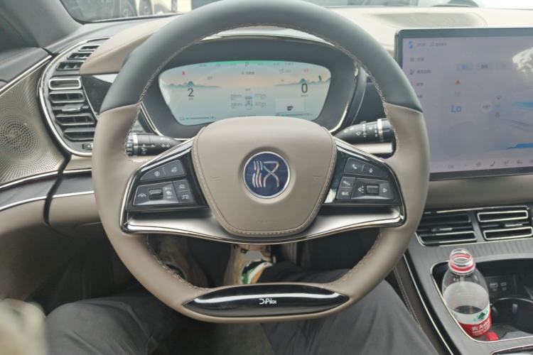 Used BYD Han 2023 DM-i Champion Edition 121KM Prestige Model Steering Wheel