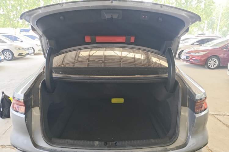 Used BYD Han 2023 EV Champion Edition 605KM Front-Drive Premium Model Trunk