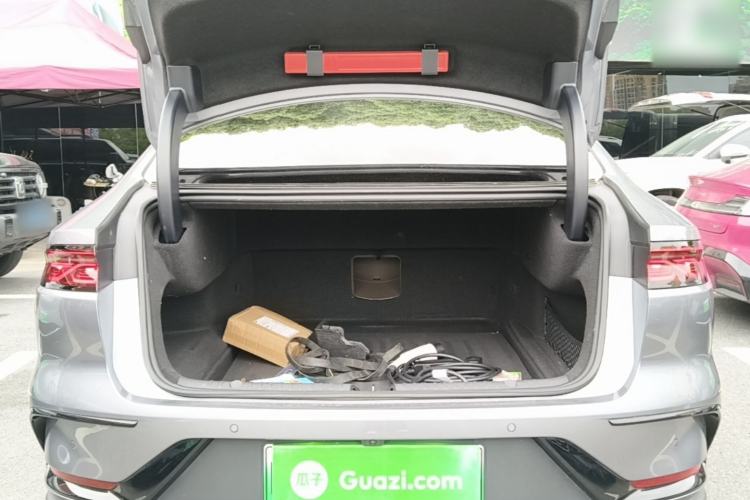 Used BYD Han 2023 EV Champion Edition 506KM Front-Wheel-Drive Premium Model Trunk