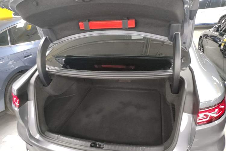 Used BYD Han 2023 EV Champion Edition 506KM Front-Wheel-Drive Premium Model Trunk