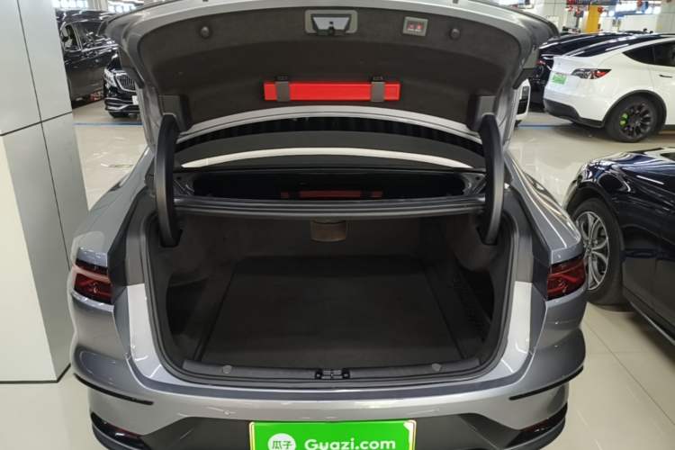 Used BYD Han 2023 DM-i Champion Edition 121KM Prestige Model Trunk