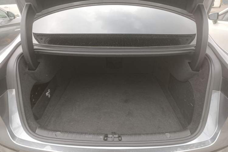 Used BYD Han 2023 EV Champion Edition 610KM All-Wheel-Drive Flagship Model Trunk