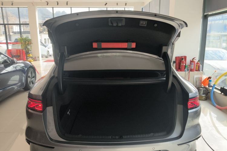 Used BYD Han 2023 EV Champion Edition 605KM Front-Drive Premium Model Trunk