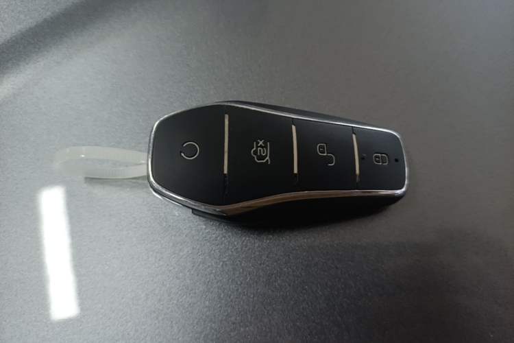 Used BYD Han 2023 DM-i Champion Edition 121KM Prestige Model Vehicle Key