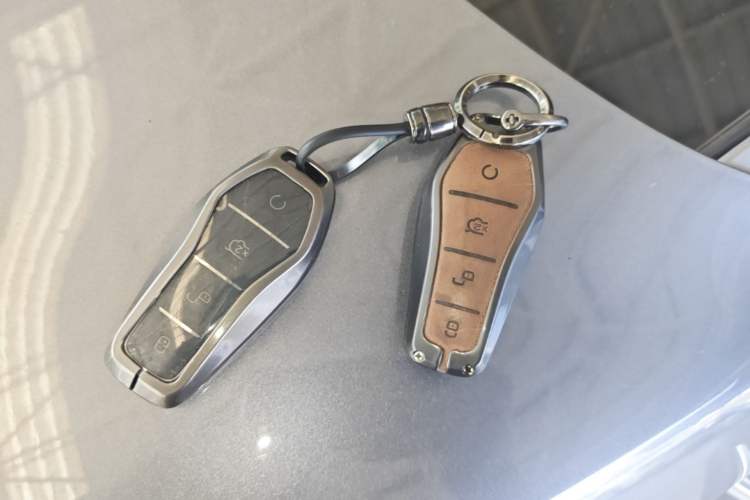 Used BYD Han 2023 EV Champion Edition 605KM Front-Drive Premium Model Vehicle Key
