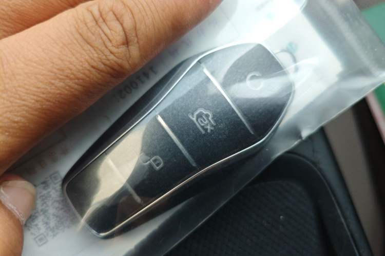 Used BYD Han 2023 DM-i Champion Edition 121KM Prestige Model Vehicle Key