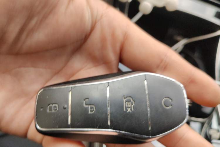 Used BYD Han 2023 EV Champion Edition 605KM Front-Drive Premium Model Vehicle Key