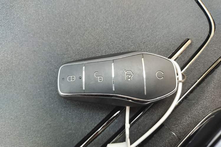 Used BYD Han 2023 DM-i Champion Edition 121KM Prestige Model Vehicle Key