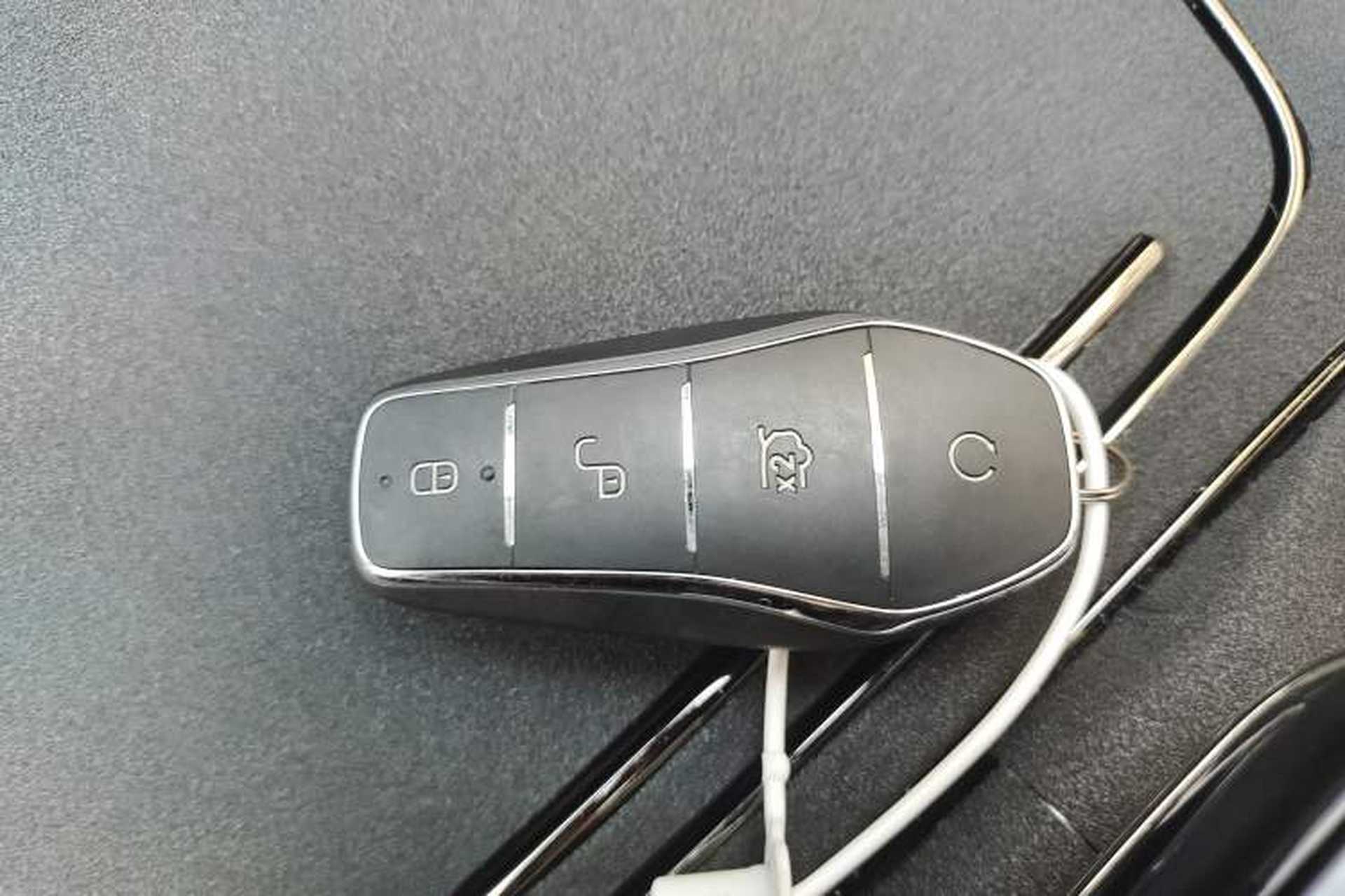 Used BYD Han 2023 DM-i Champion Edition 121KM Prestige Model Vehicle Key
