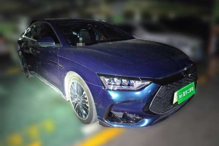 Used BYD Han 2023 DM-i Champion Edition 121KM Prestige Model Front Right 45 Deg