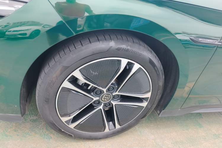 Used BYD Han 2023 EV Champion Edition 605KM Front-Drive Premium Model Left Front Wheel Hub